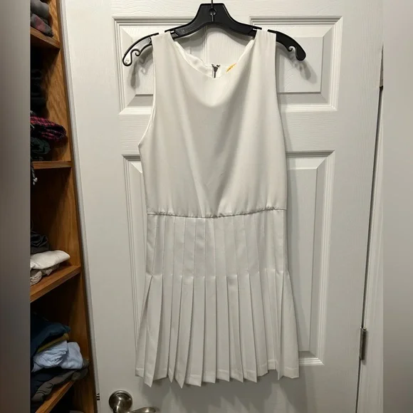 Alice + Olivia | Dresses | Alice Olivia Shaun Fit And Flare Pleated Tennis  Dress | Poshmark